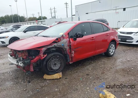 2020 Toyota Corolla Le z USA, uszkodzony, nr VIN JTDEPRAEXLJ110567